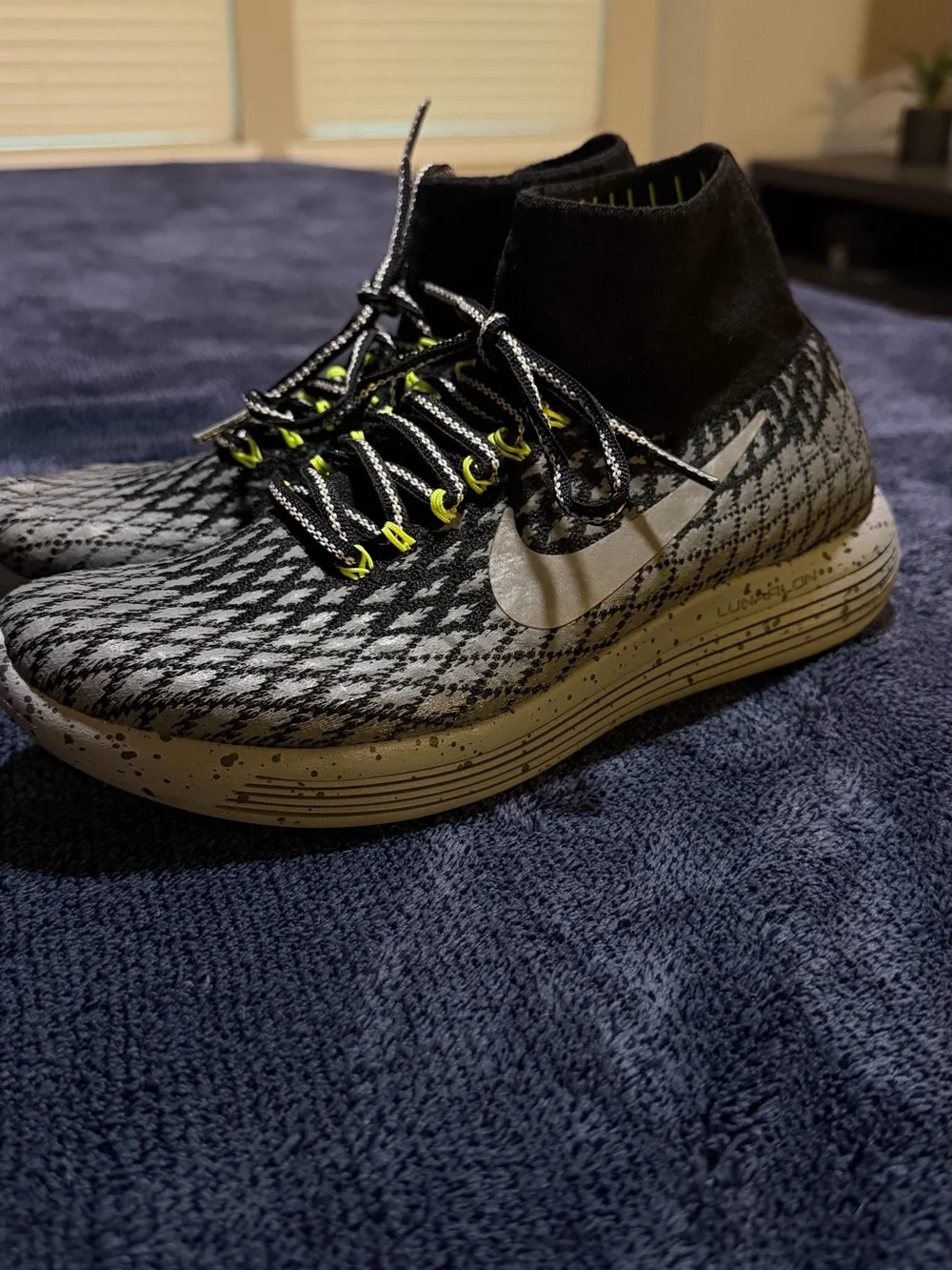 Nike Lunarepic Flynit High-Top Sneakers